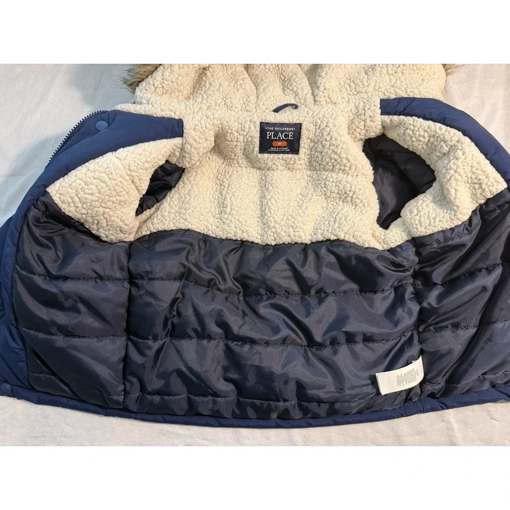 Children’s Place Navy Faux Fur Hooded Puffer Jacket Size XS 4